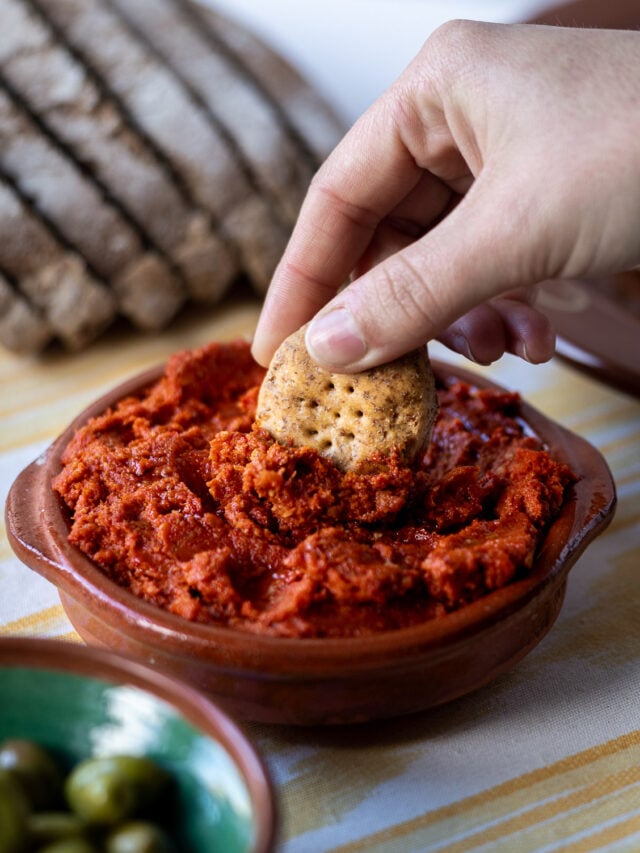 21 Vegan Spreads