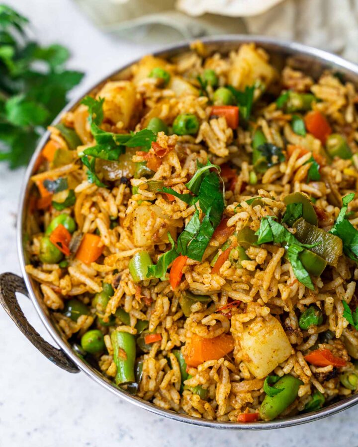 Tawa Pulao (Mumbai Style) Six Hungry Feet