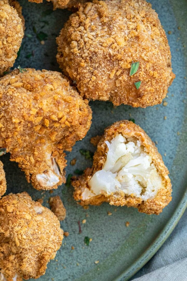 Crispy Air Fryer Cauliflower (Vegan) Six Hungry Feet