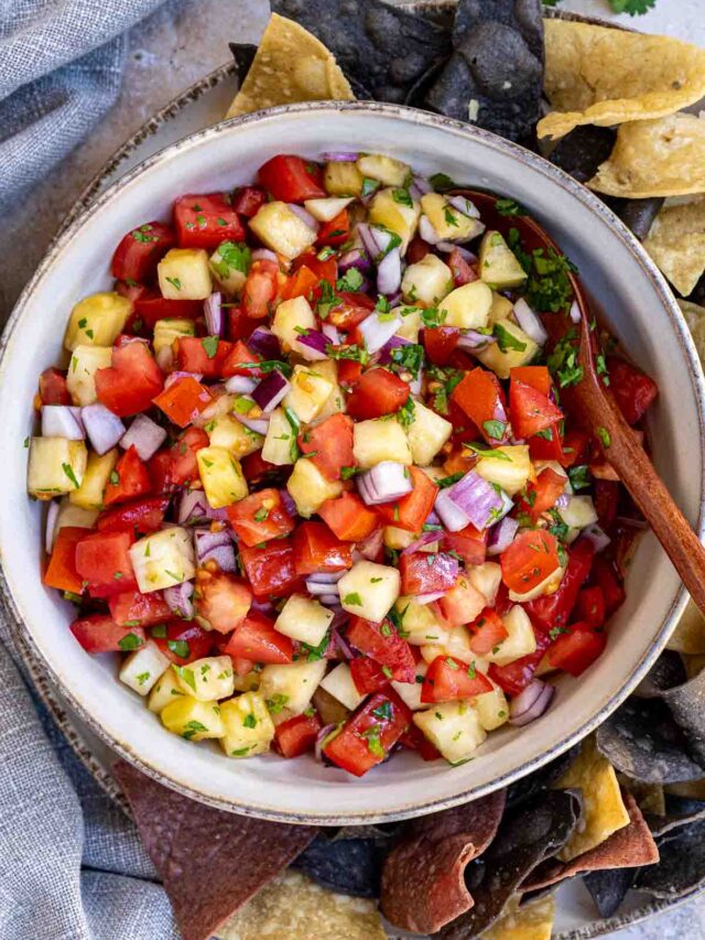 The Ultimate Mexican Salsa: Pineapple Pico de Gallo